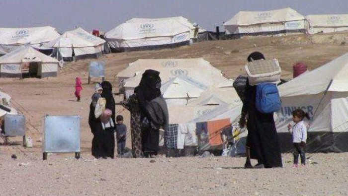 "قسد" تشن حملة اعتقالات في مخي...