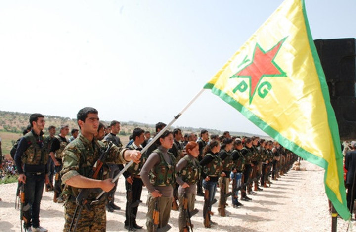 "الوحدات الكردية" تجنّد عناصر...