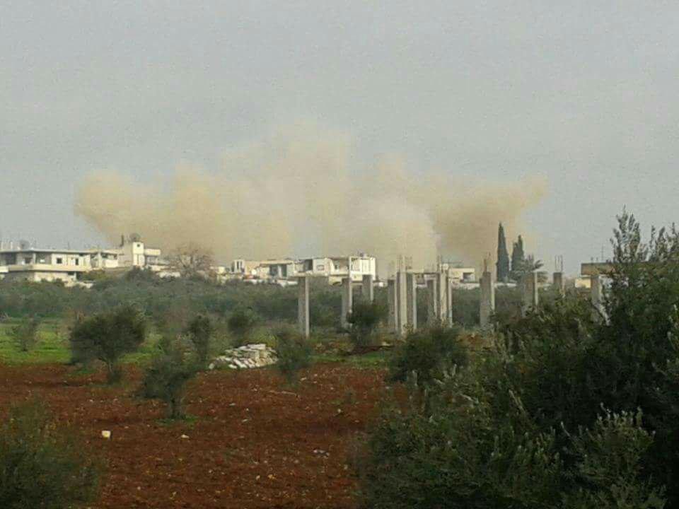 استشهاد طفلين ومقاتل بقصف النظ...