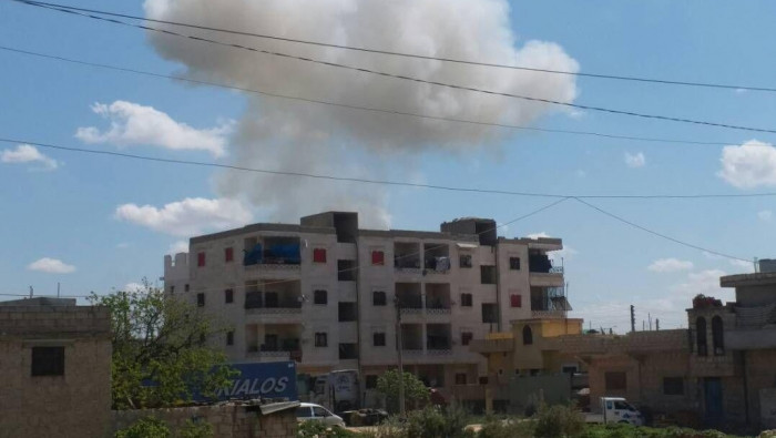 خمسة شهداء بغارات جوية على إدل...