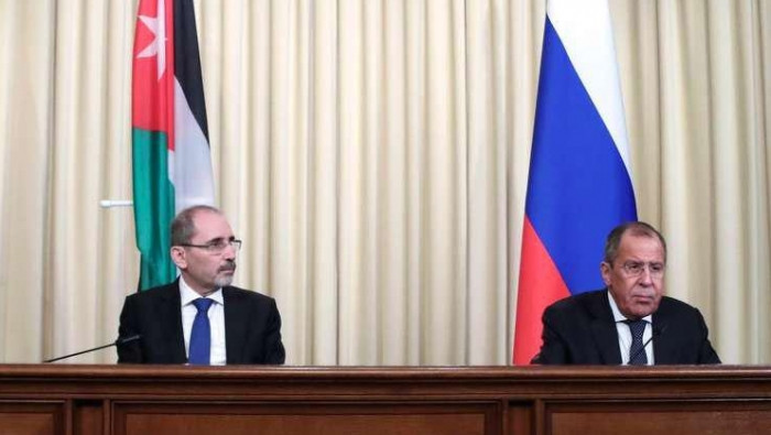 لافروف: ليس من الواقعي توقع ان...