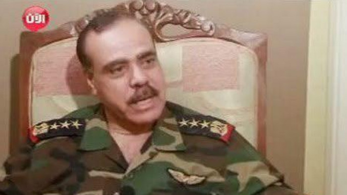 مخابرات الأسد تعتقل ثلاثة ضباط...