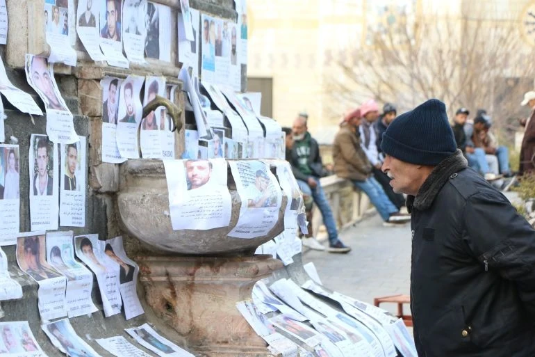 الكشف عن مصير مئات الأطفال من...