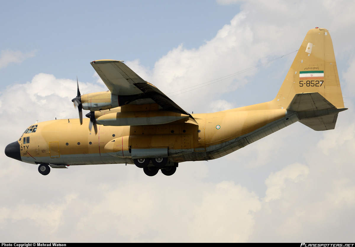 طائرات "أمريكية" تلقي مساعدات...