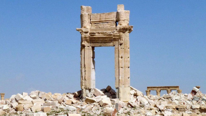 مساع إيرانية للسيطرة على ممتلك...