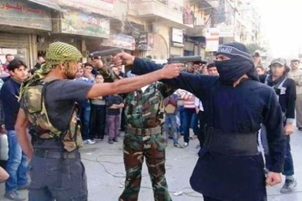 قياديان بارزان في فتح الشام يع...