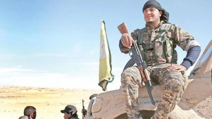 لا حرمة للموتى.. حواجز "قسد" ت...