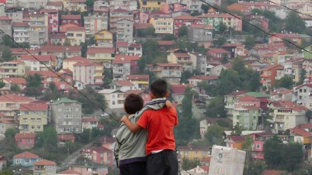 تقرير: 4 بالمئة من سكان إسطنبو...