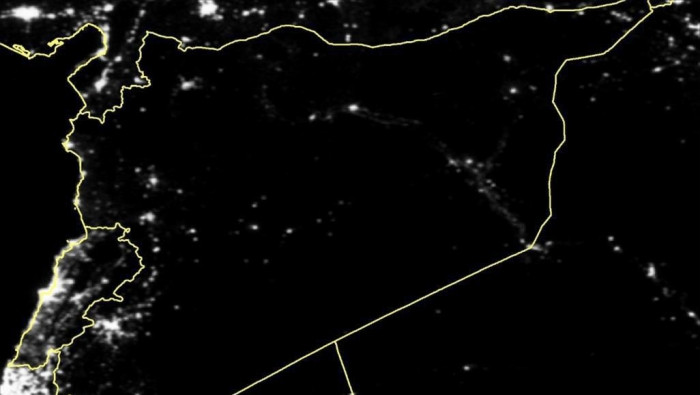 تلميحات لانقطاع تام للكهرباء ب...