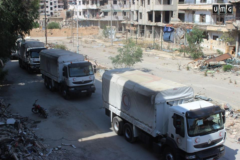 قافلة مساعدات تدخل عربين وزملك...