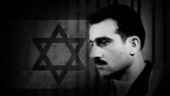 بعد تسليم ساعته.. الأسد يتكفل...