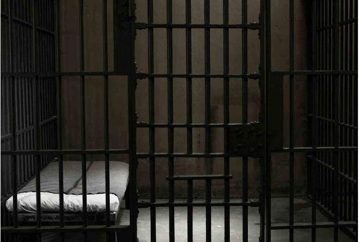 تقرير حقوقي: 32 شهيدا تحت التع...