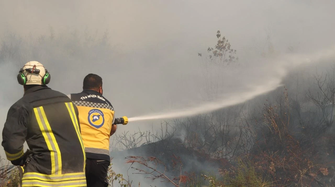 لبنان يرسل مروحيتين للمساعدة ف...