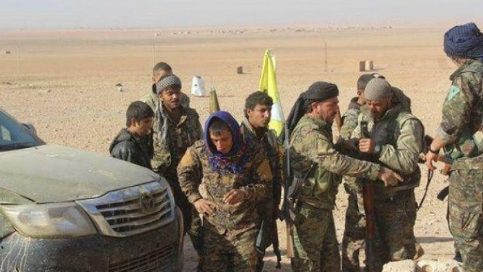 "قسد" تستمر بمطاردة الشبان في...