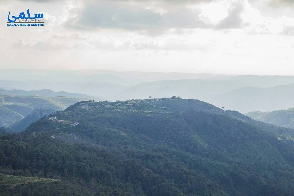 طائرات الاحتلال الروسي تتناوب...