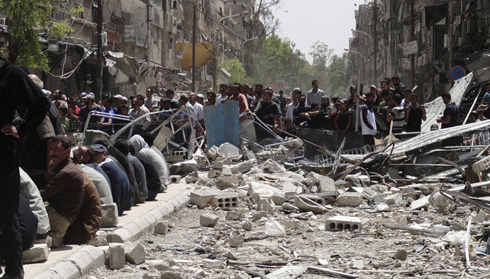 كم قتل بشار الأسد من فلسطينيي...