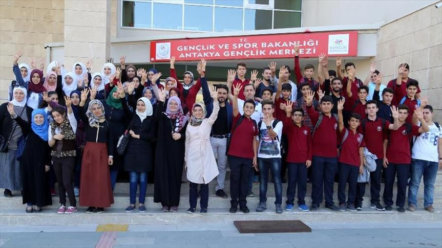 "أعطني يدك أخي" مشروع تركي لدم...