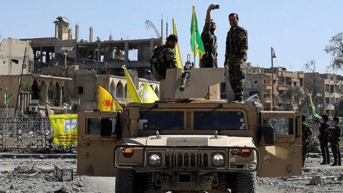 "قسد" تعتقل أحد قادتها العسكري...