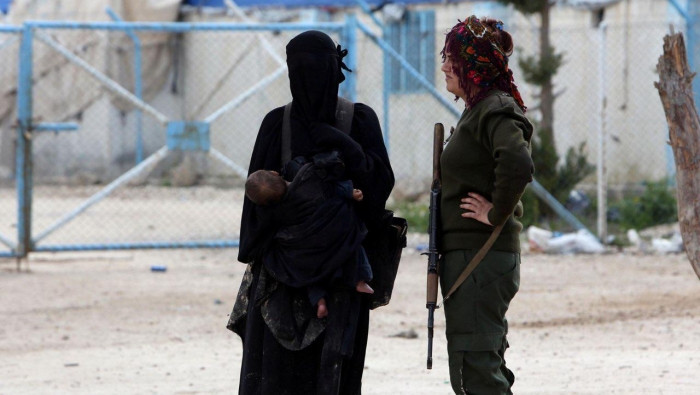 واشنطن تستعيد امرأتين أمريكيتي...