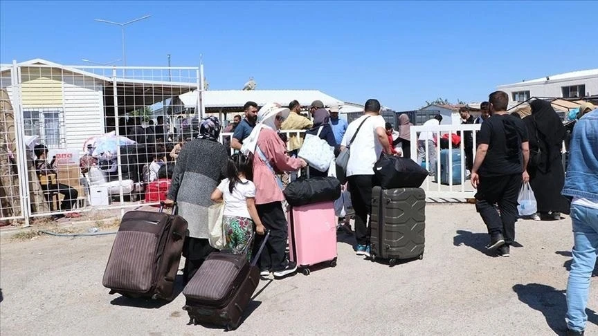 تركيا: تراجع عدد السوريين بنسب...