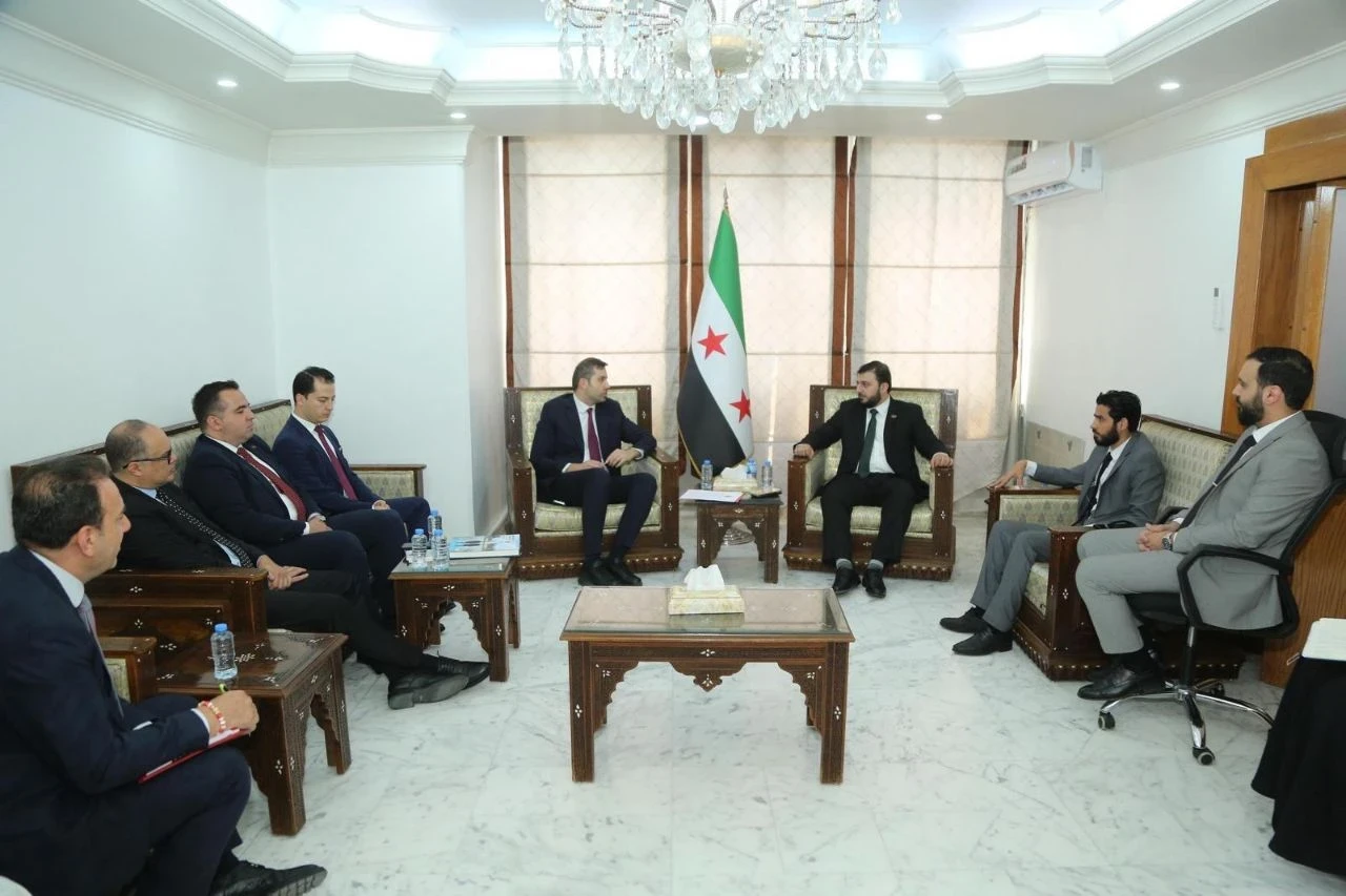 أنقرة ودمشق تناقشان تعزيز التع...