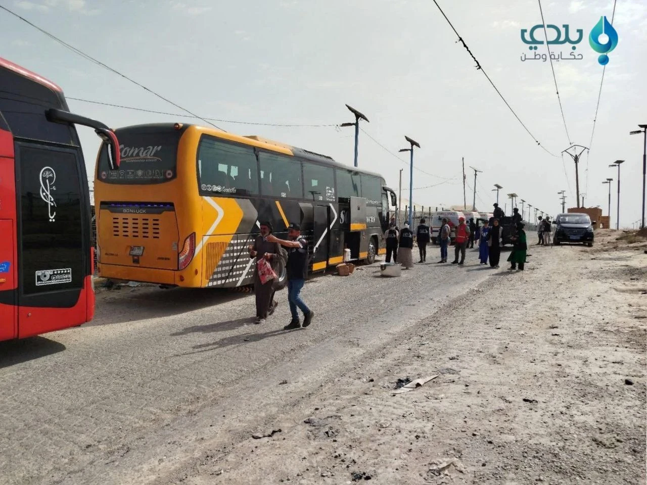 إجلاء 36 عائلة سورية من مخيم "...