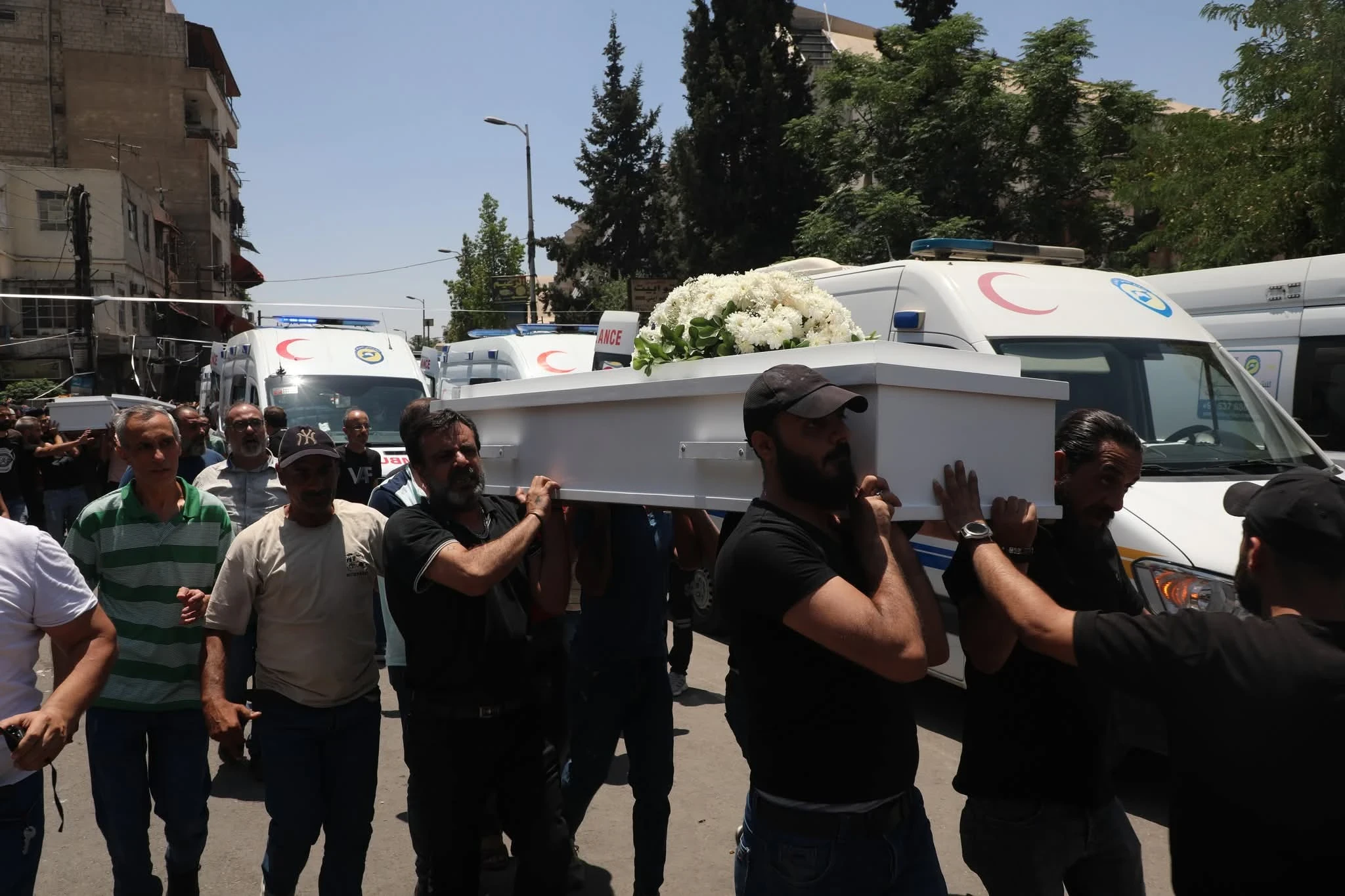 تشييع ضحايا تفجير كنيسة مار إل...