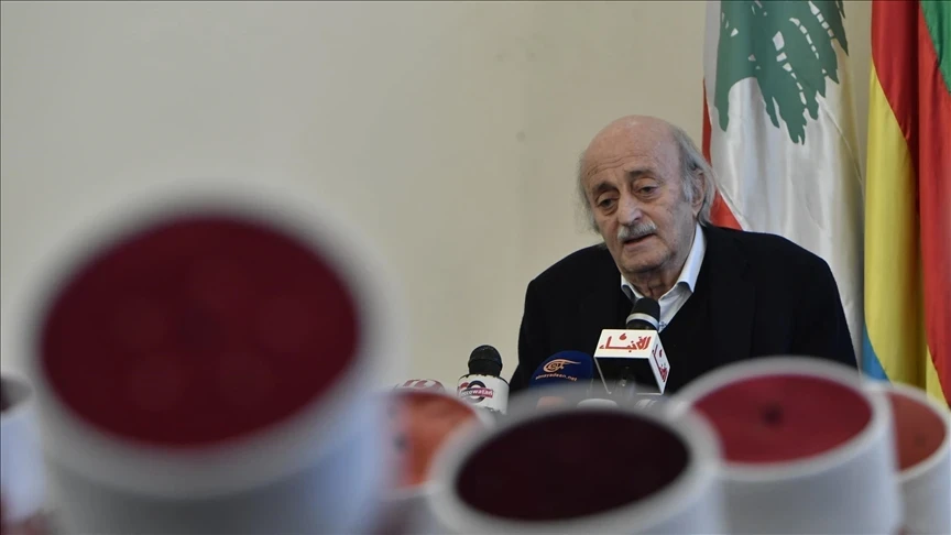 جنبلاط يحذّر من استغلال إسرائي...