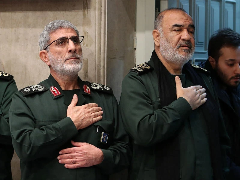 إسرائيل تشن هجمات جديدة على إي...