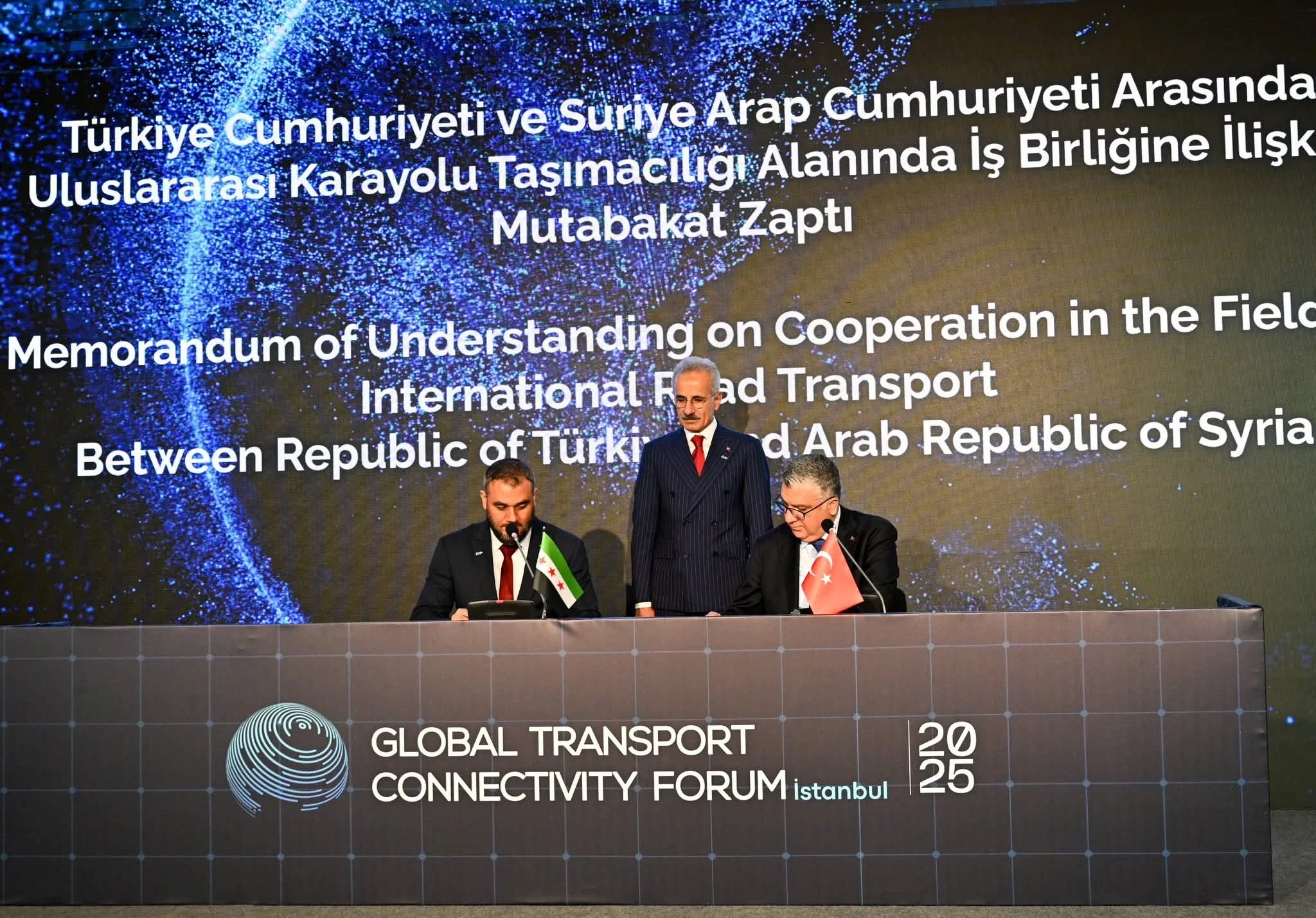 سوريا وتركيا توقعان اتفاقاً لإ...