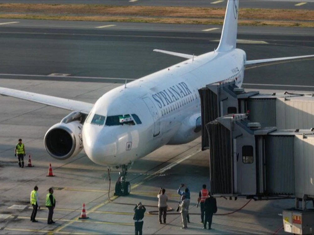 "السورية للطيران" توقف رحلاتها...