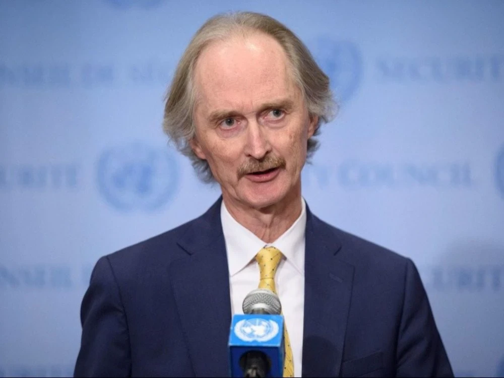 بيدرسن يغادر منصبه ويدعو لدعم...