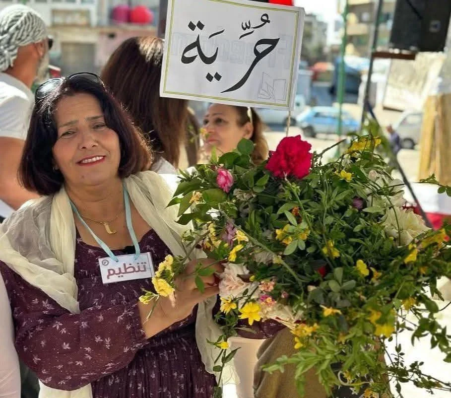 وفاة الناشطة المعروفة "أم مارس...