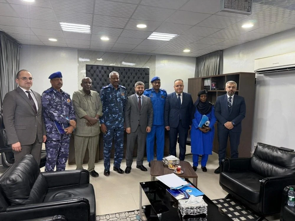 وفد سوري في السودان لتقديم خدم...