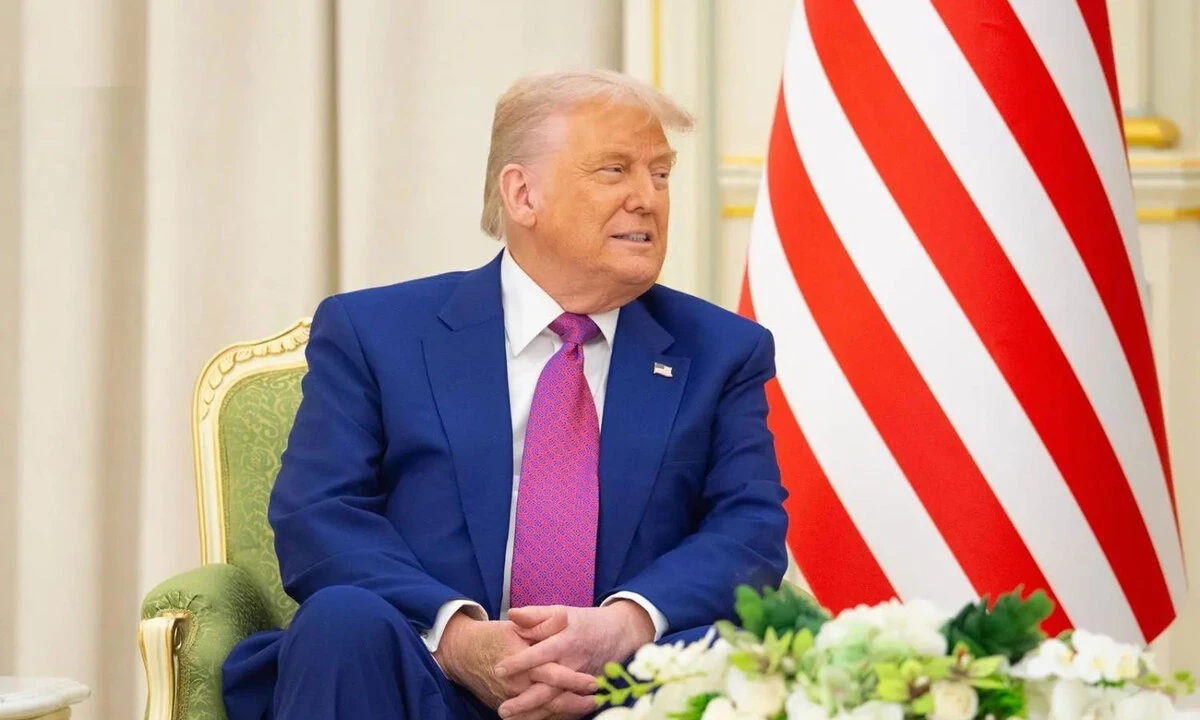 نيويورك تايمز: رفع ترامب الحظر...