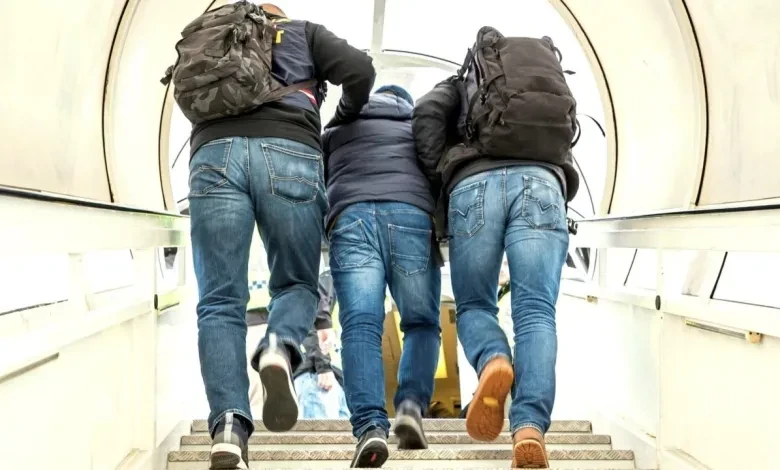 النمسا ترحّل لاجئاً سورياً مدا...