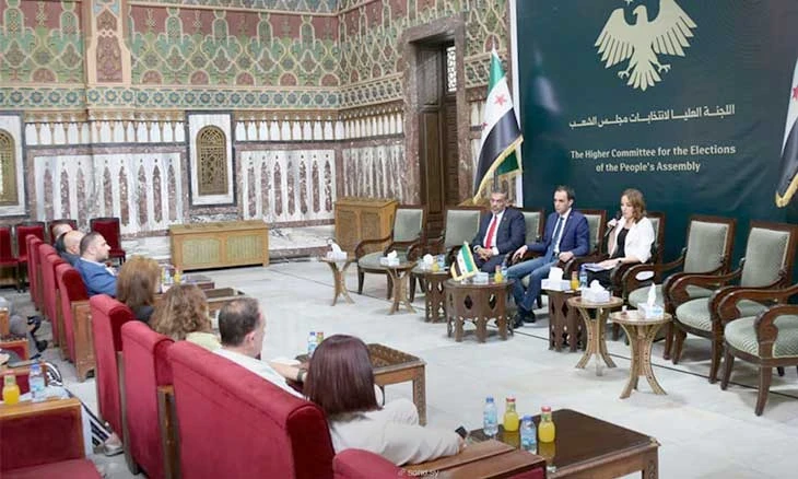 اللجنة العليا تعلن إجراءات الت...