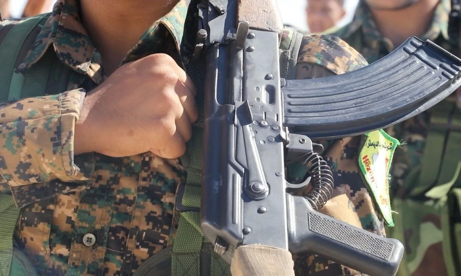 "وزارة الخارجية" تتهم "قسد" بع...