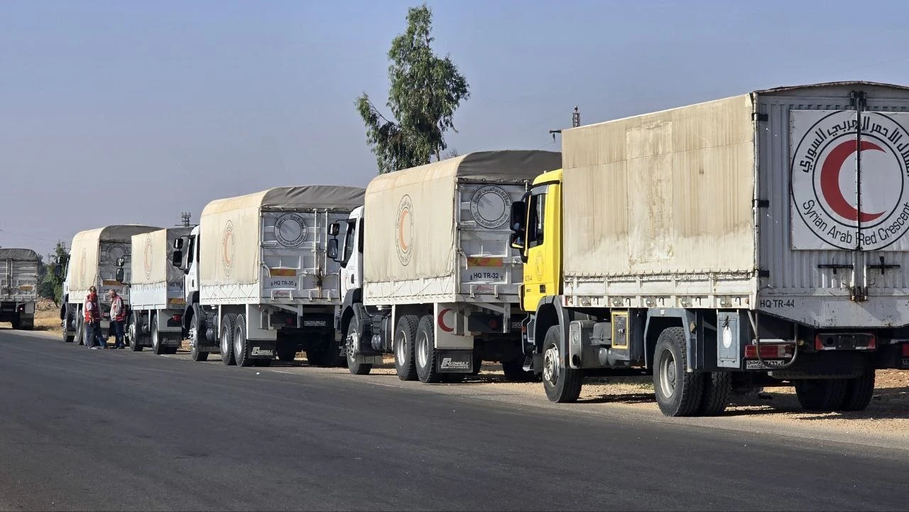 الهلال الأحمر يرسل قافلة مساعد...