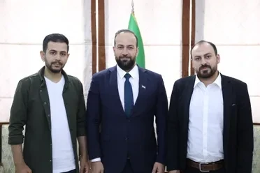 وزير الإعلام يتعهد بحماية الصح...