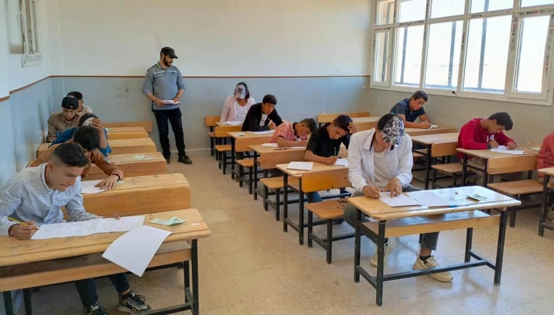 أزمة تعليمية تهدد مستقبل 2500...