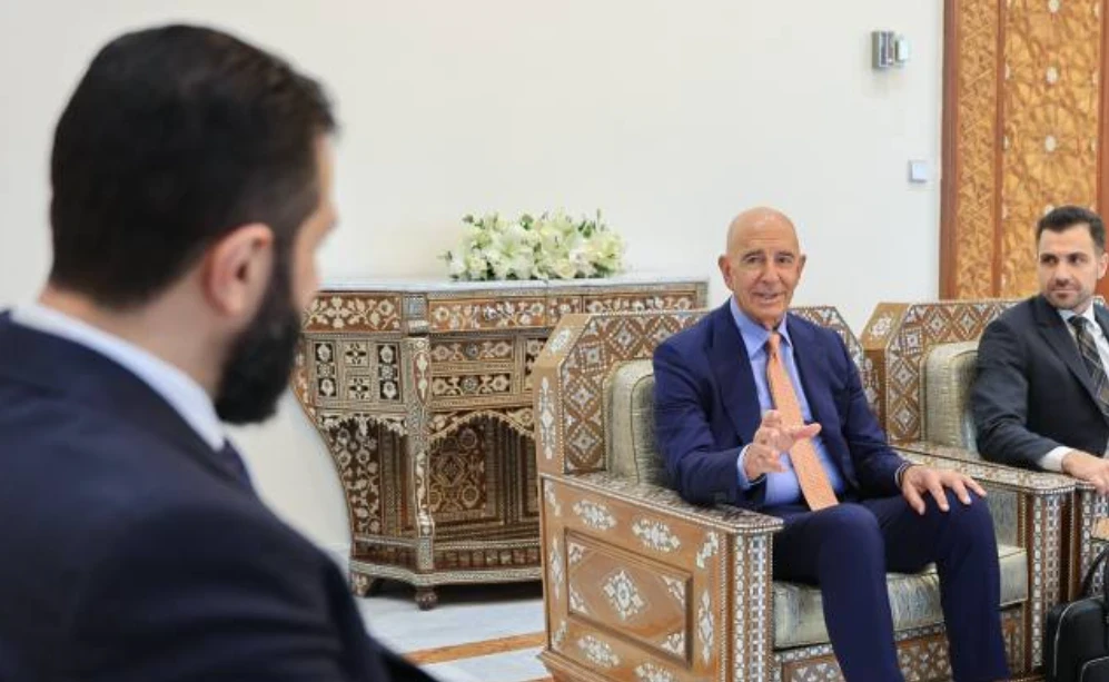 "باراك" يتحدث عن محادثات إيجاب...