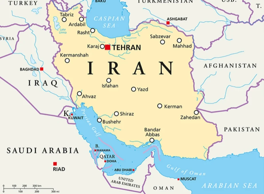 إيران تشن هجوماً صاروخياً على...