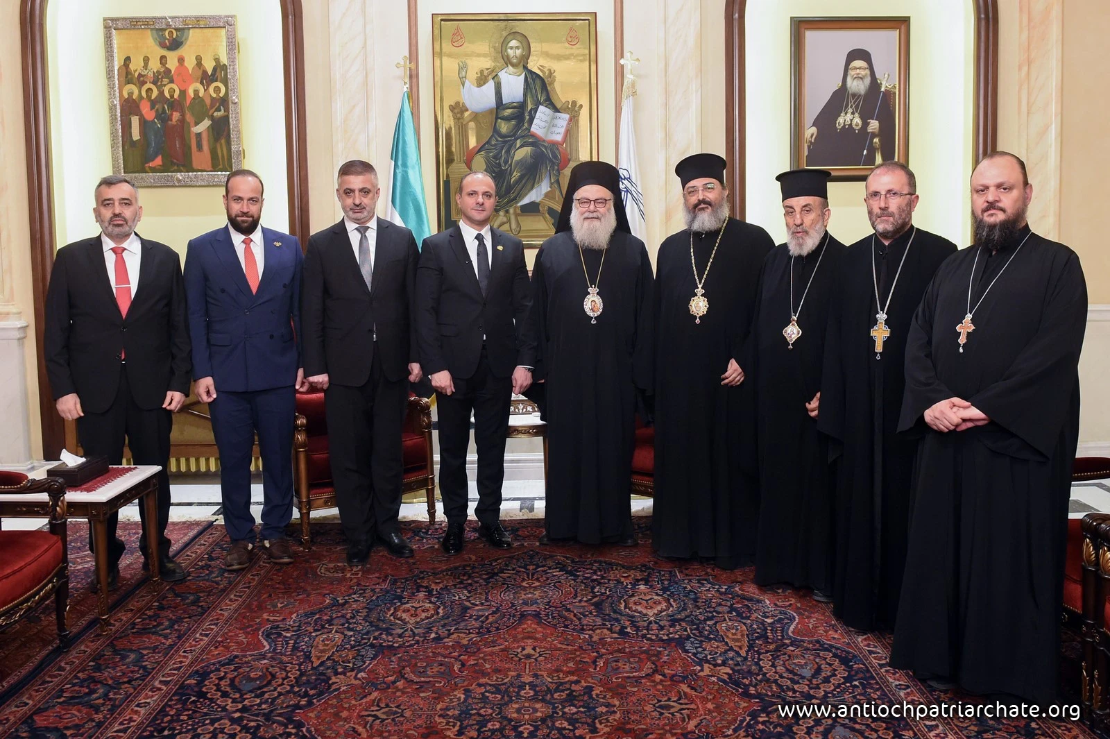 بذكرى الأربعينية… وفد رئاسي يق...