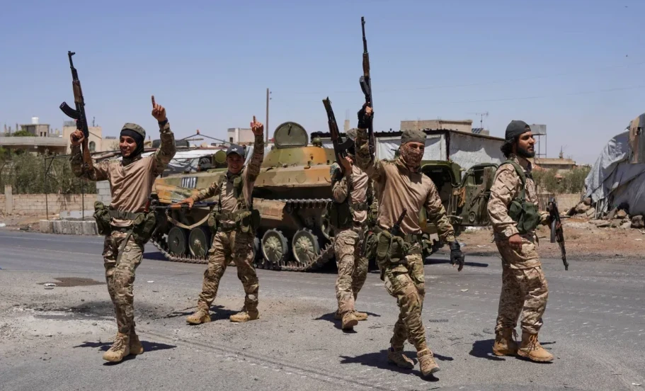 "ميدل إيست آي": قوات الحكومة ا...