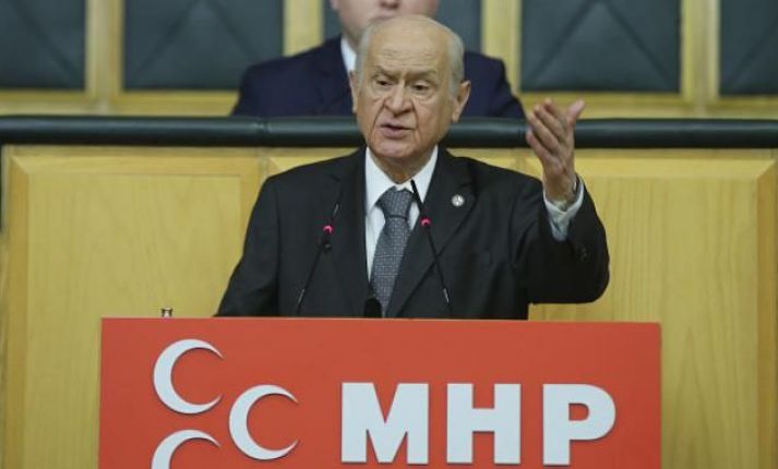 زعيم الحركة القومية التركية يدعم تصريحات أوغلو الأخيرة حول سوريا